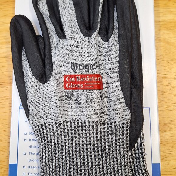 Brigic Level 5 Cut Resistant Gloves, Foam Nitrile Coating - Picture 4 of 8
